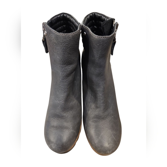 Sorel 9 Gray Danica 3" Stacked Heel Waterproof Boots Lug Sole Side Zip 5" Shaft - Picture 2 of 8